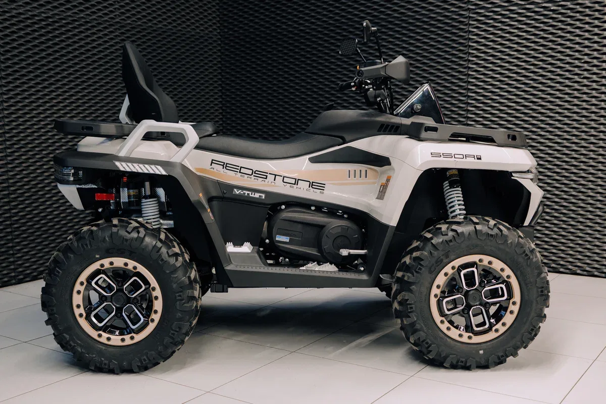 Benda Redstone 550