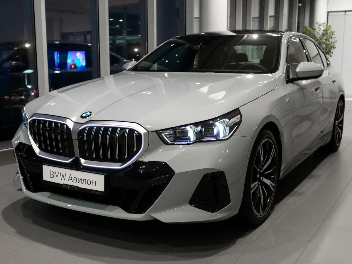 BMW 5 серии VIII (G60/G61/G68)