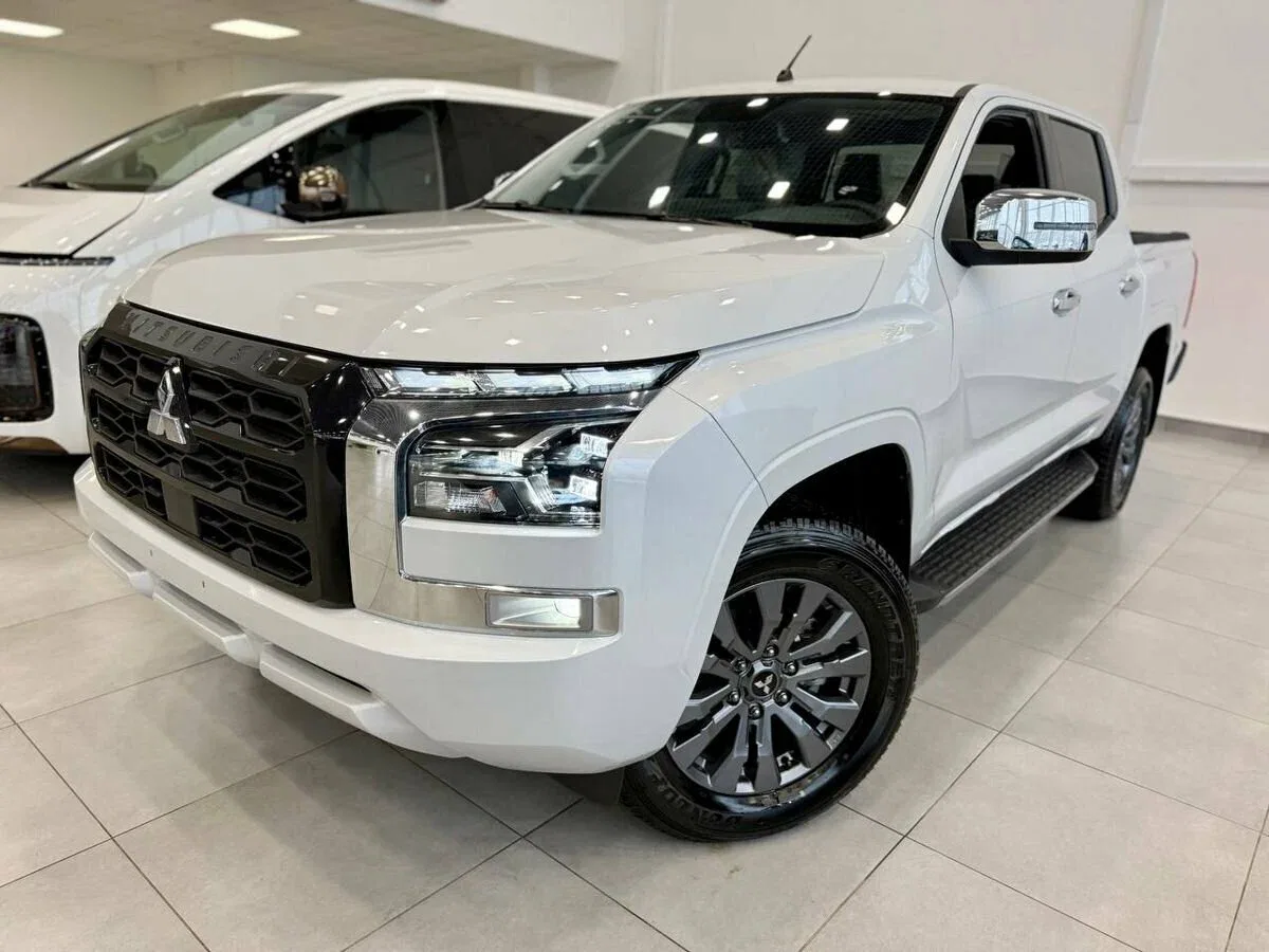 Mitsubishi L200 VI