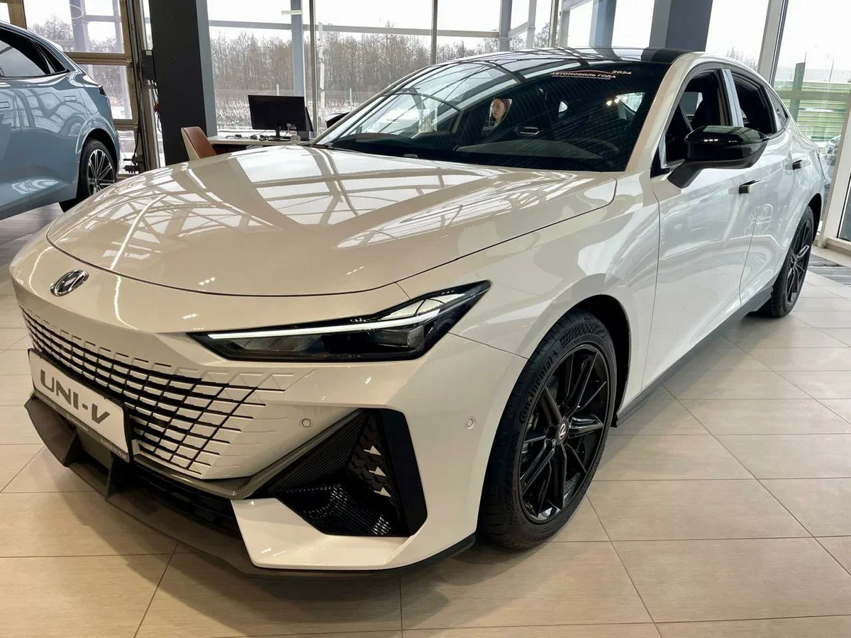 Changan UNI-V I