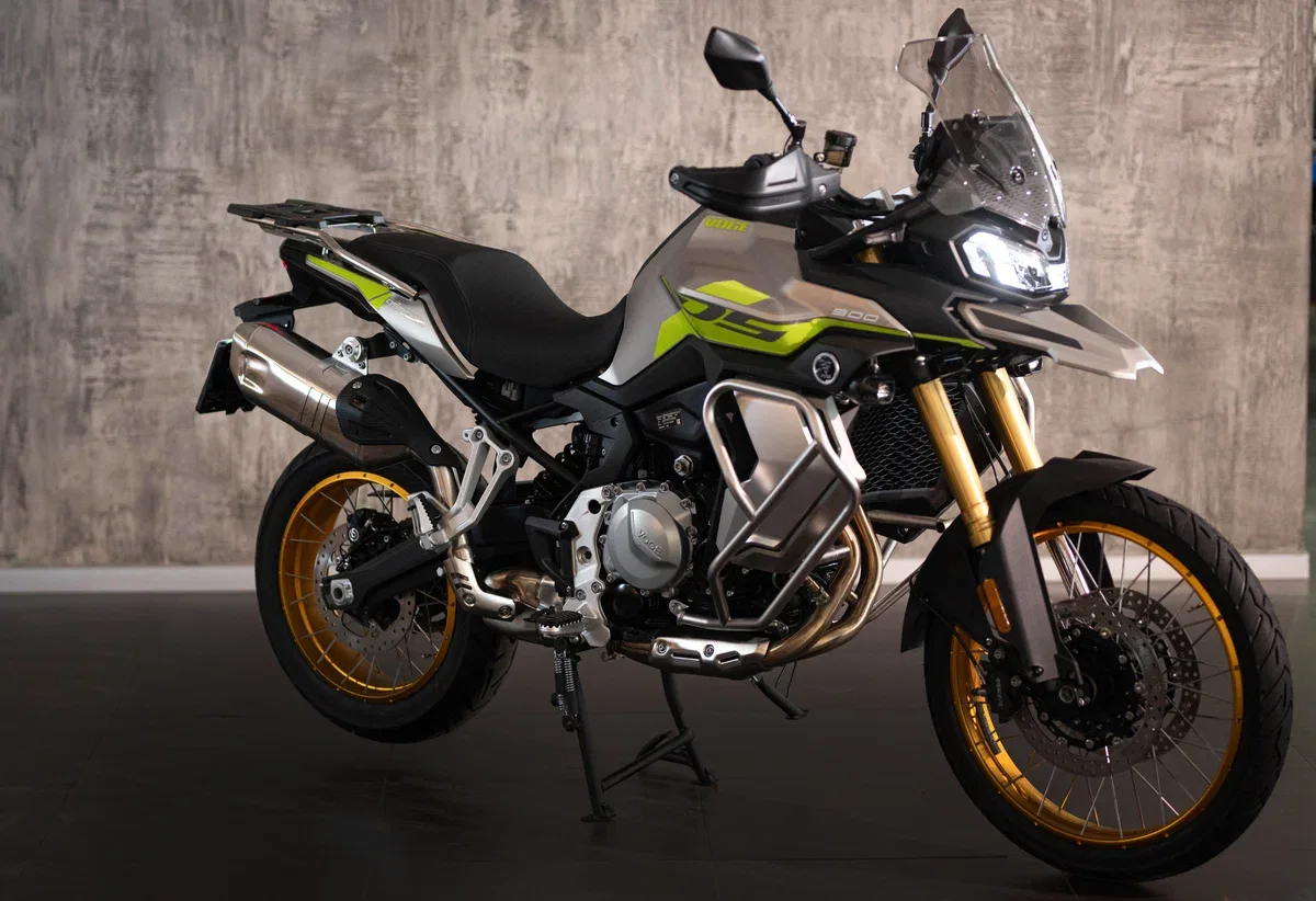 Voge DS900X