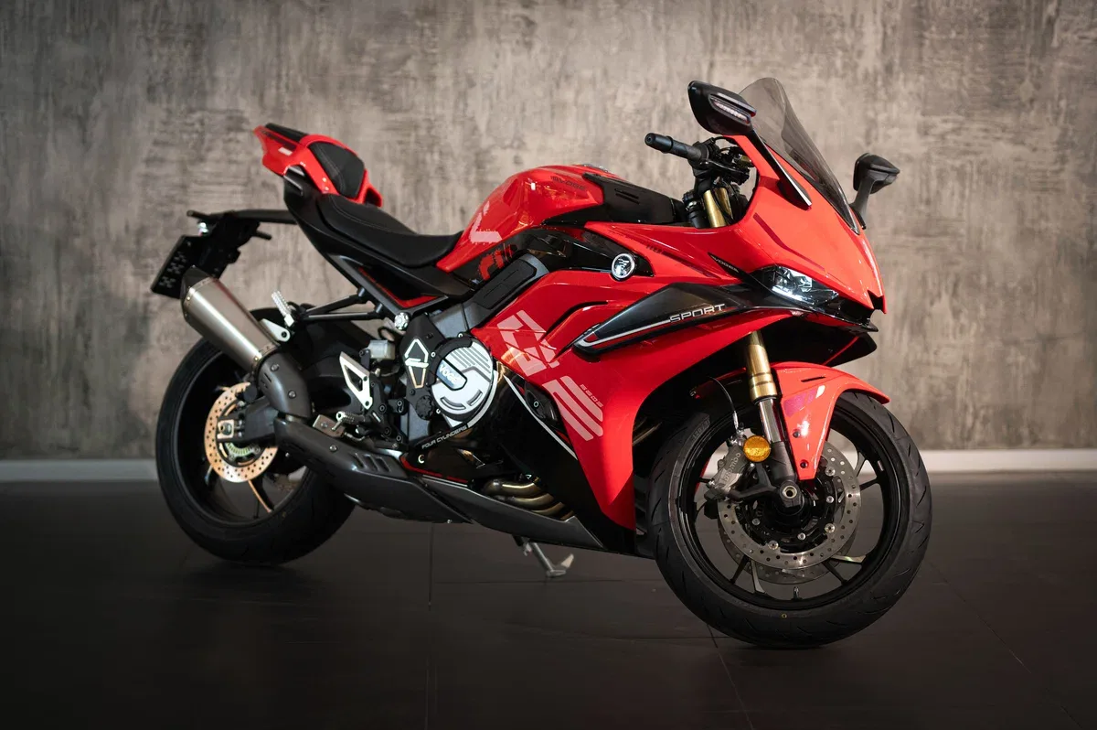 Voge RR660S