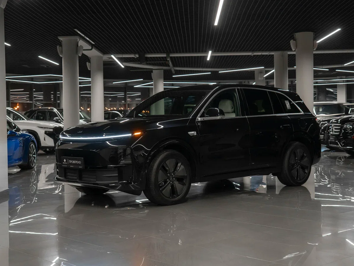 Li Auto (Lixiang) L6