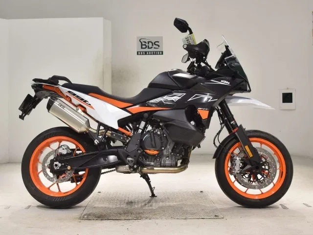KTM AG 890 SMT