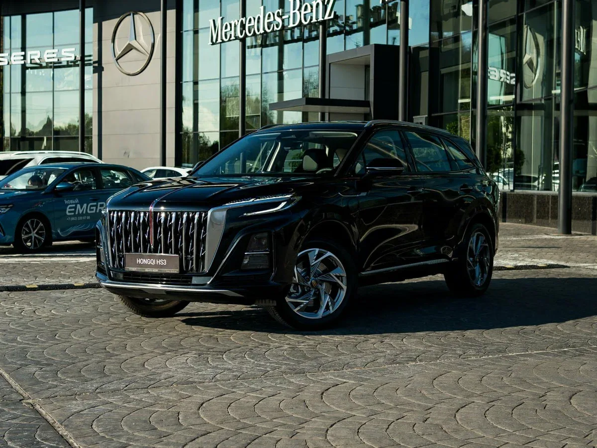 Hongqi HS3