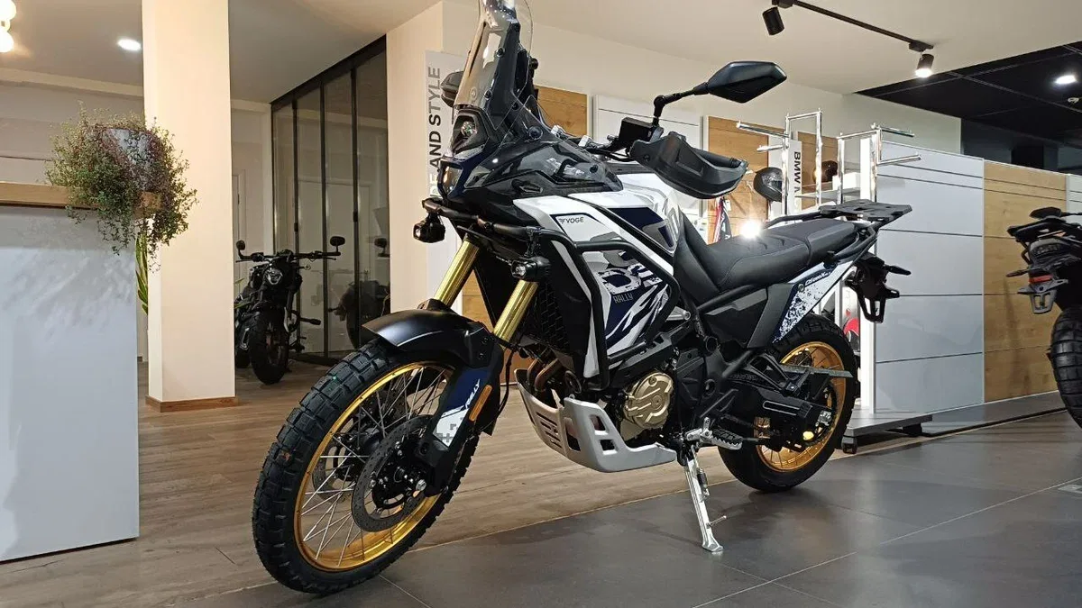 Voge 800DS Rally