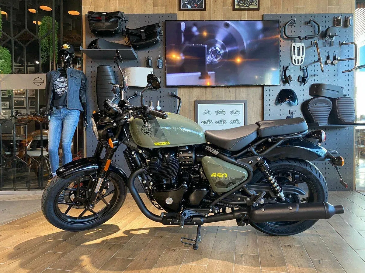 Royal Enfield Shotgun