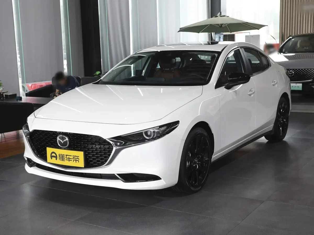 Mazda 3 IV (BP)