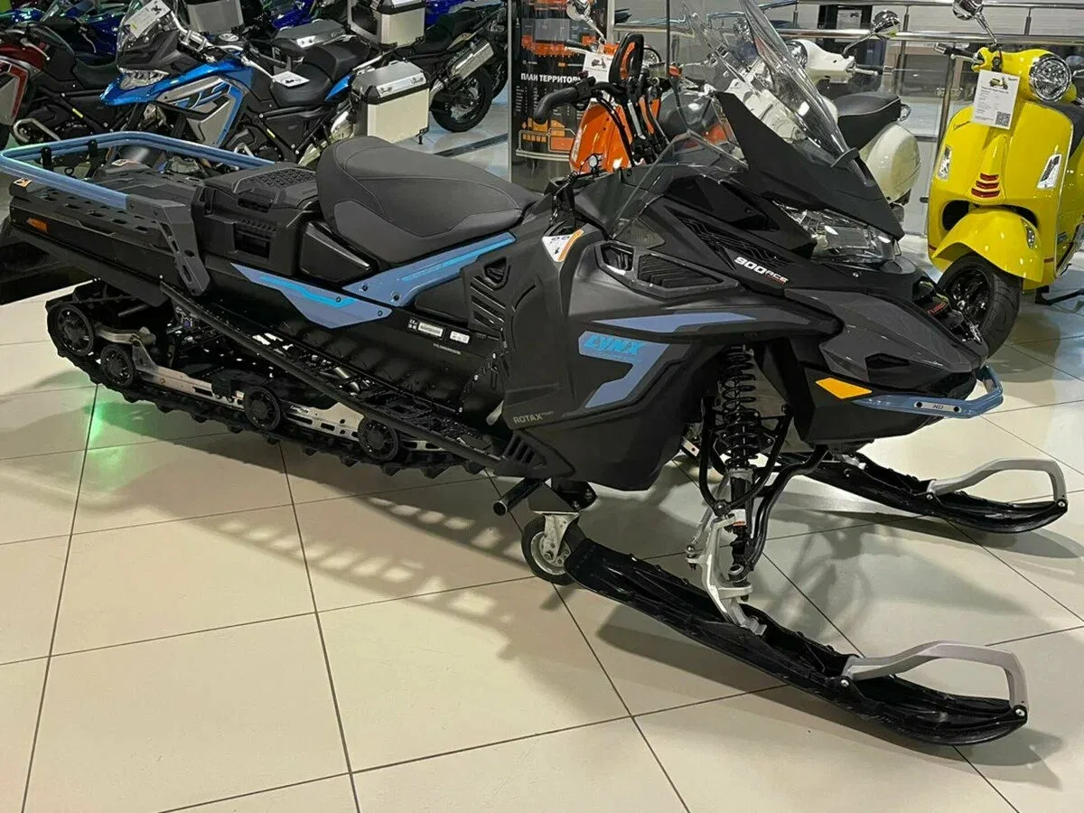 BRP Lynx Commander 900