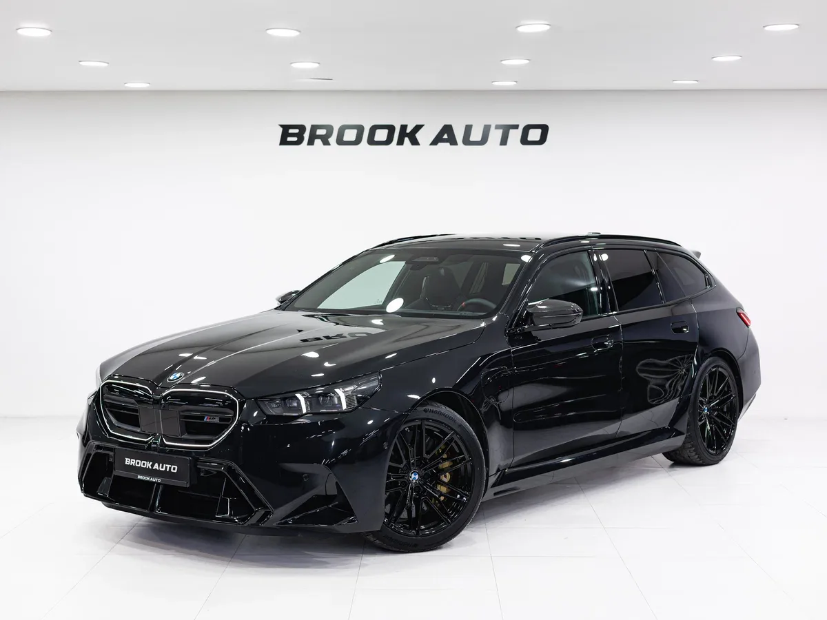 BMW M5 VII (G90)