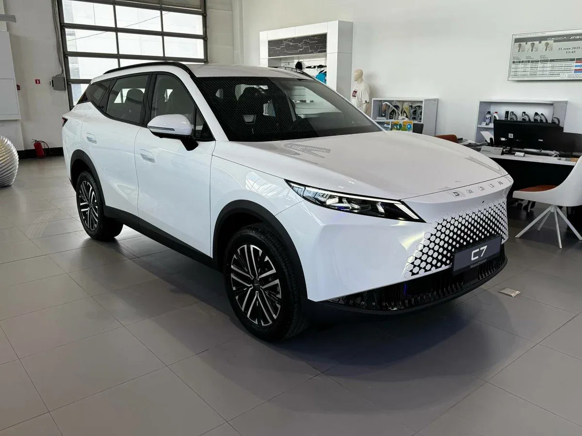 Omoda C7