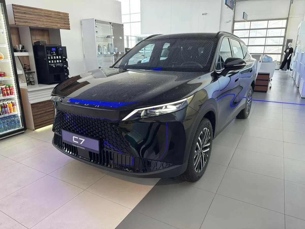 Omoda C7