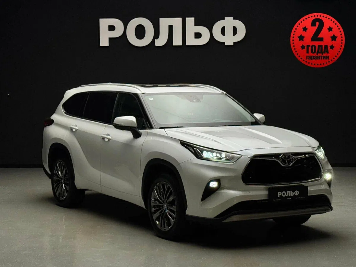 Toyota Highlander IV (U70)