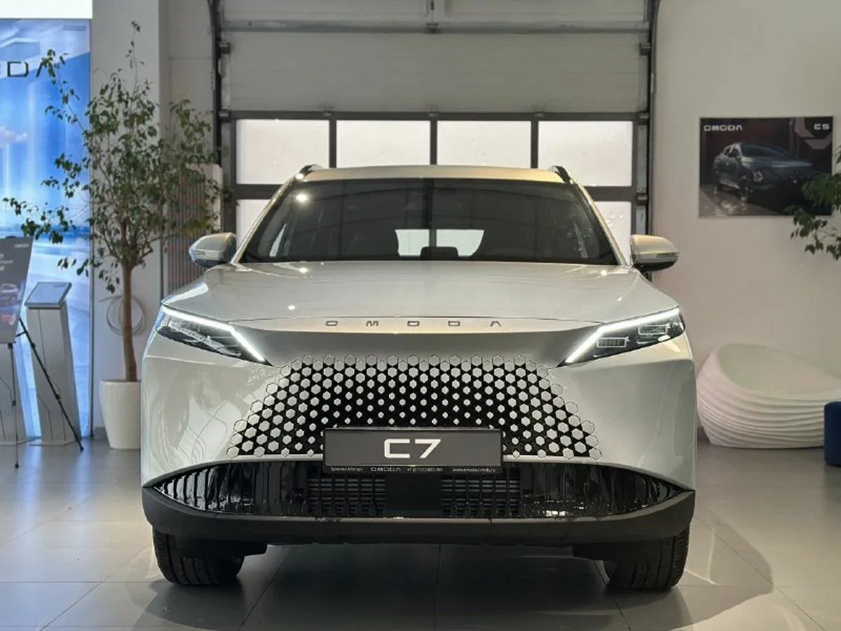 Omoda C7