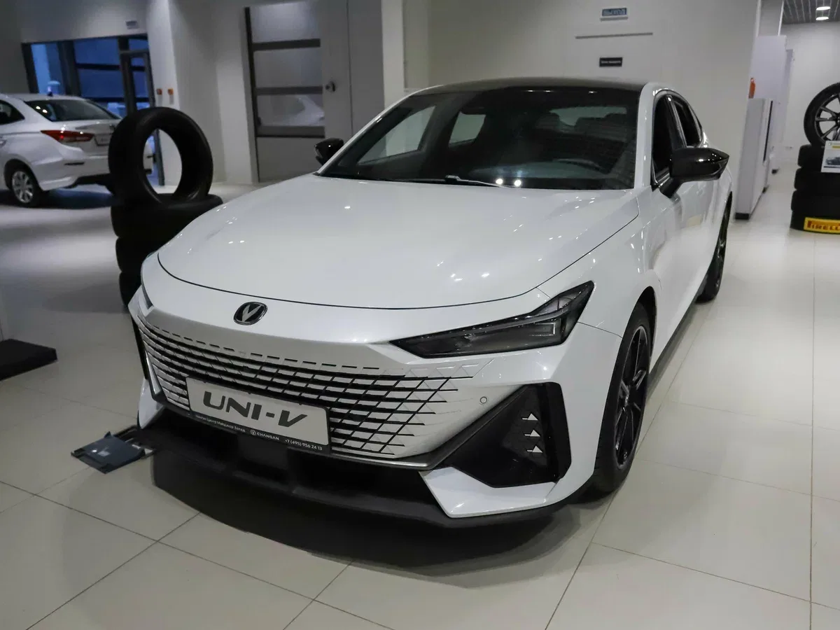 Changan UNI-V I