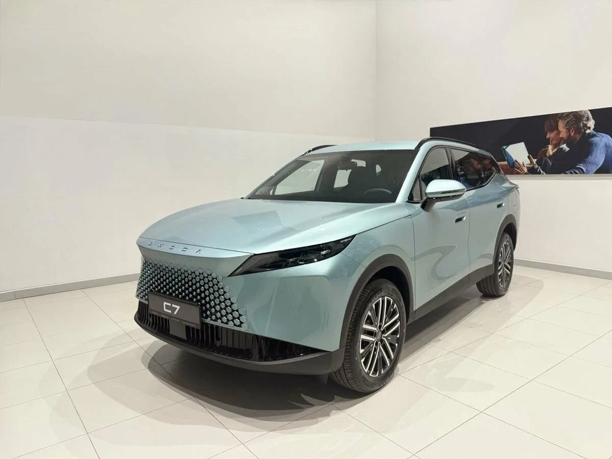 Omoda C7