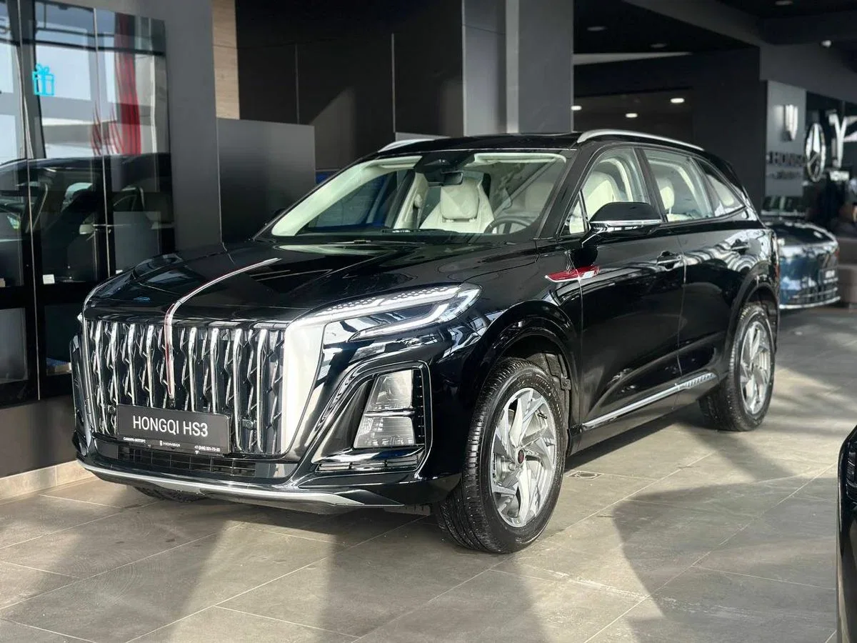 Hongqi HS3