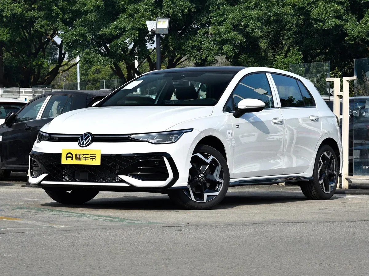 Volkswagen Golf R VIII Рестайлинг
