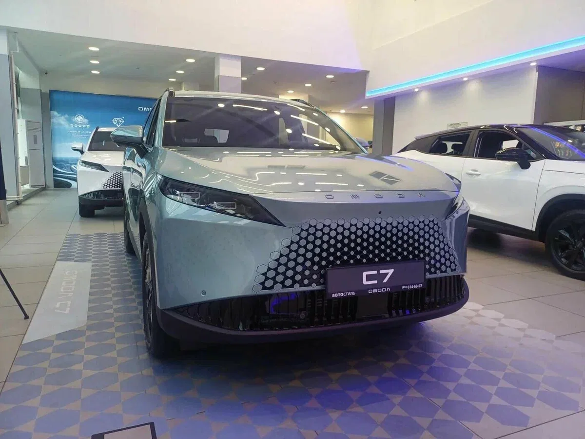 Omoda C7
