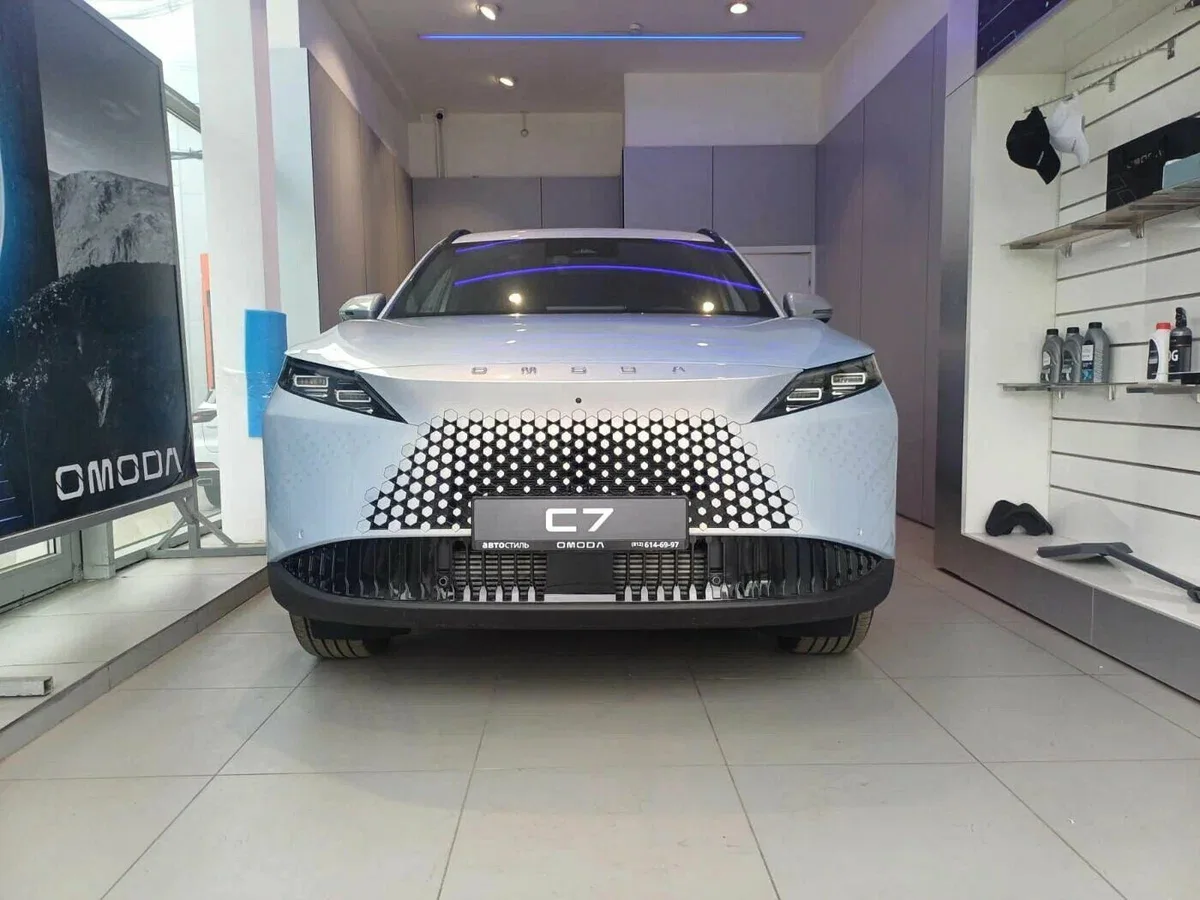 Omoda C7