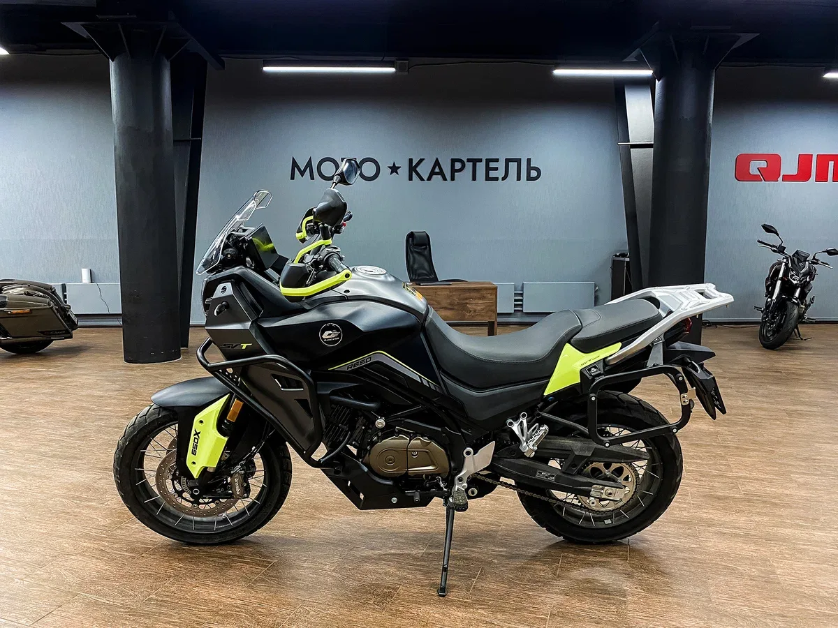 QJMotor SVT 650 X