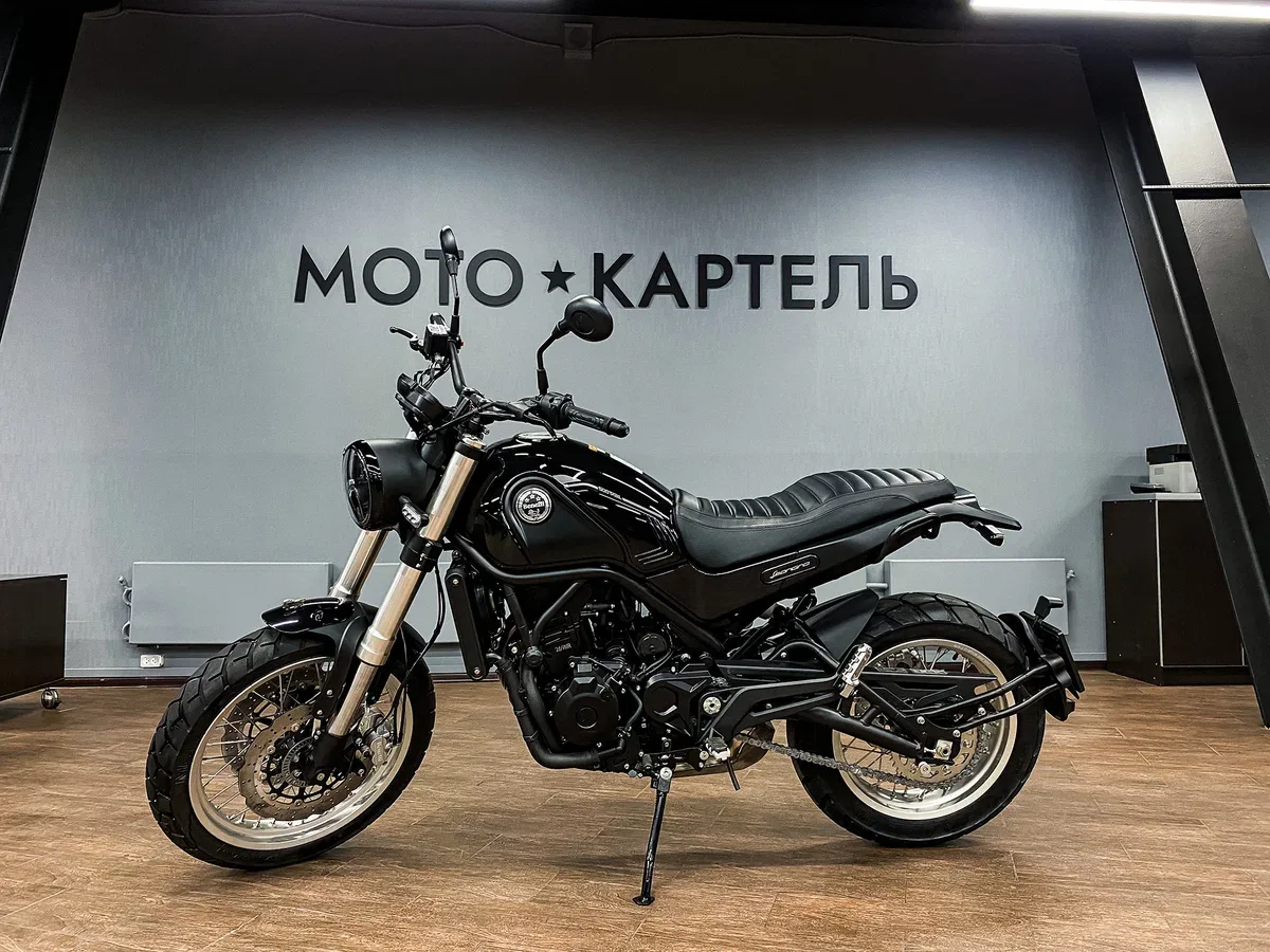 Benelli Leoncino 500 Trail