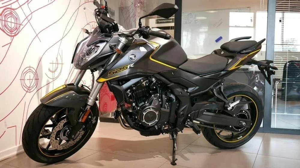 Voge 525R