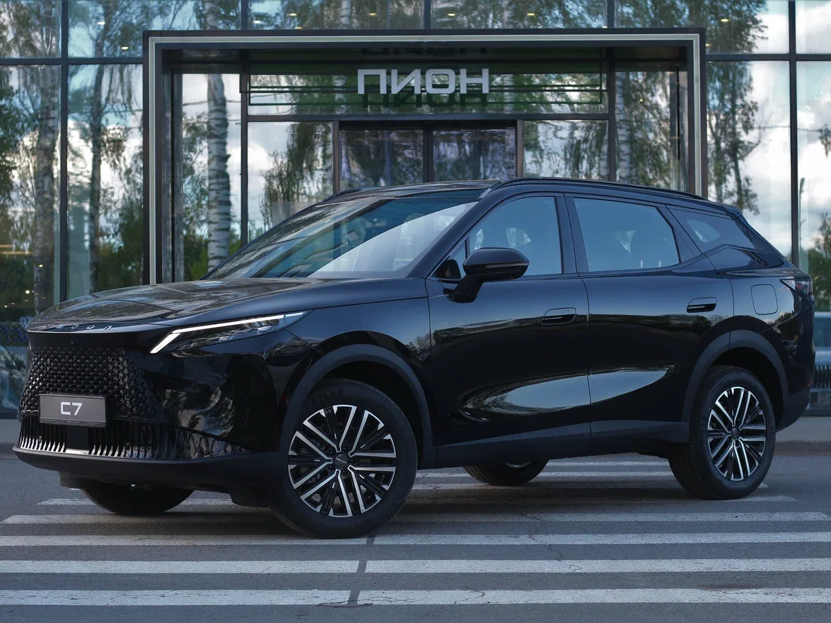 Omoda C7