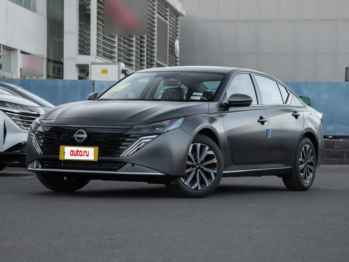 Nissan Teana IV