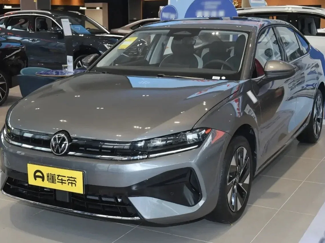 Volkswagen Sagitar IV