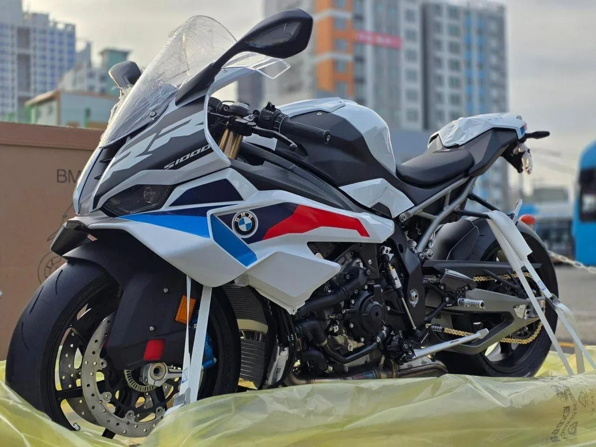 BMW S 1000 RR