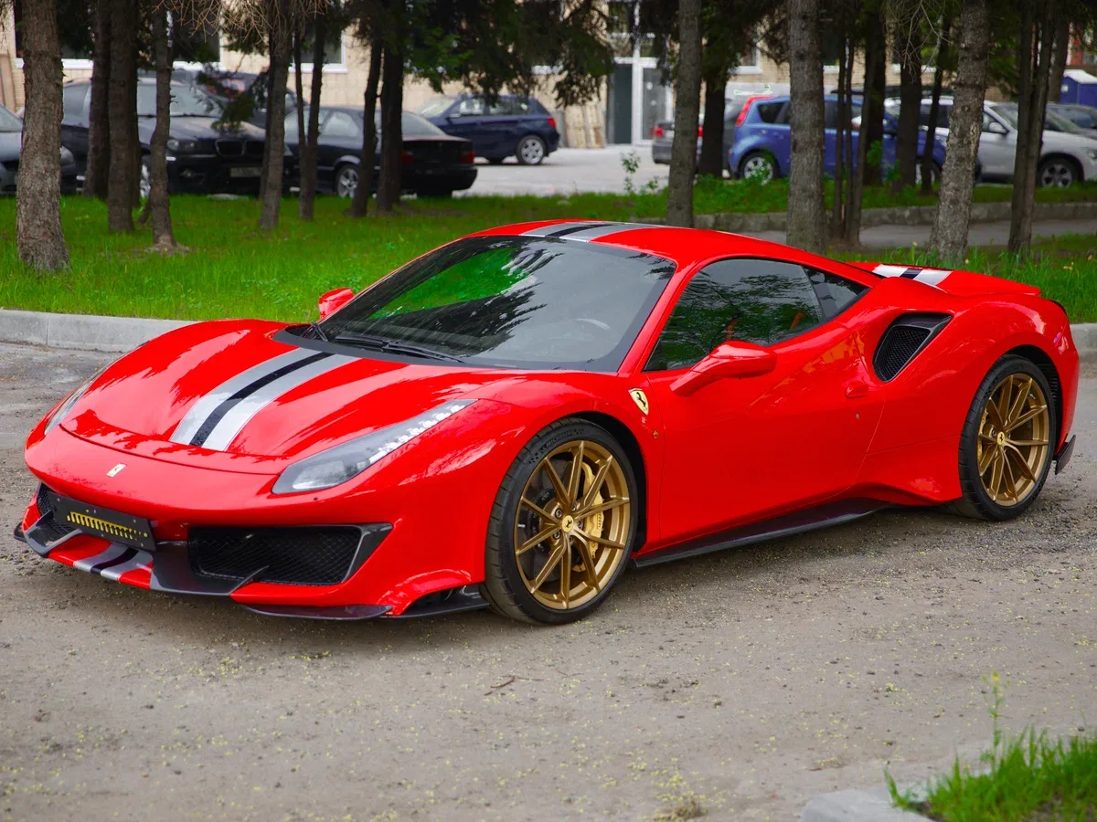 Ferrari 488 Pista