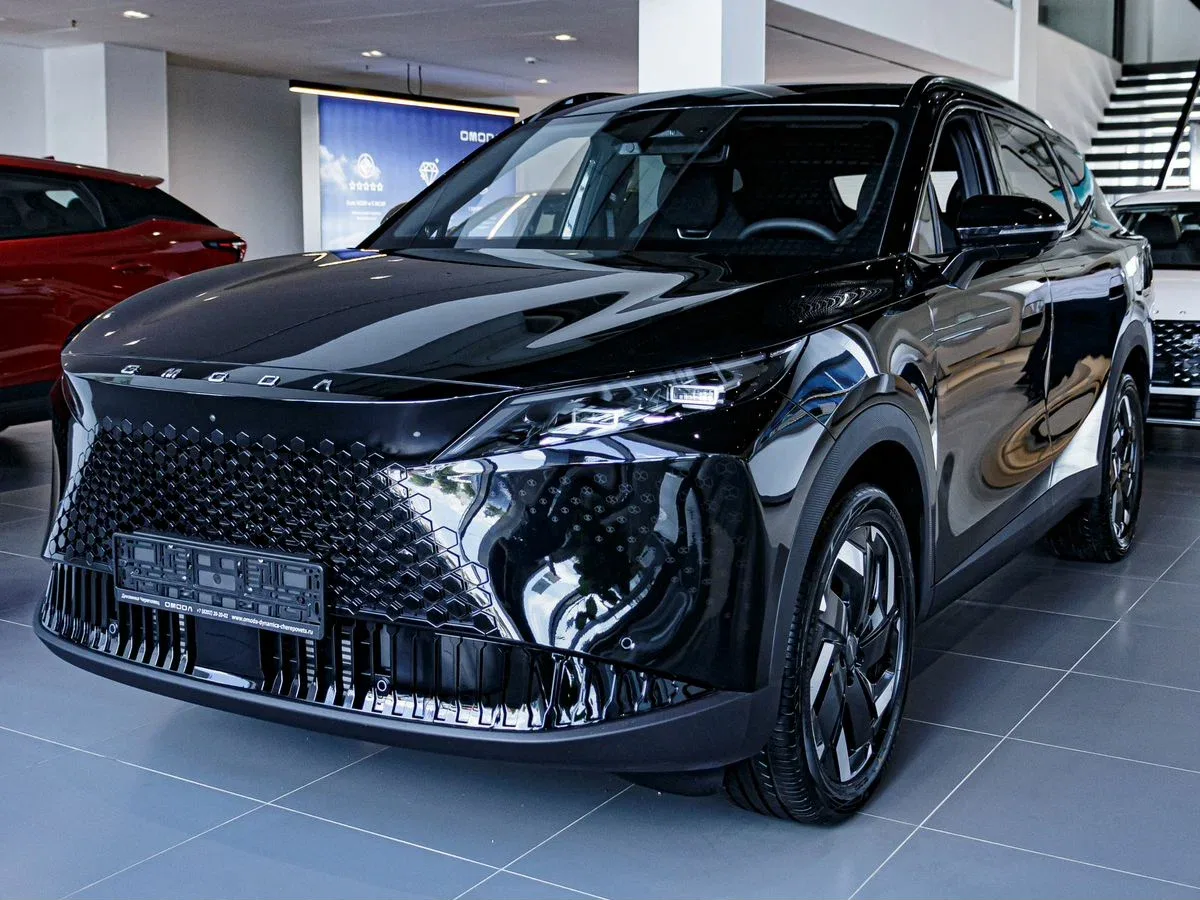 Omoda C7