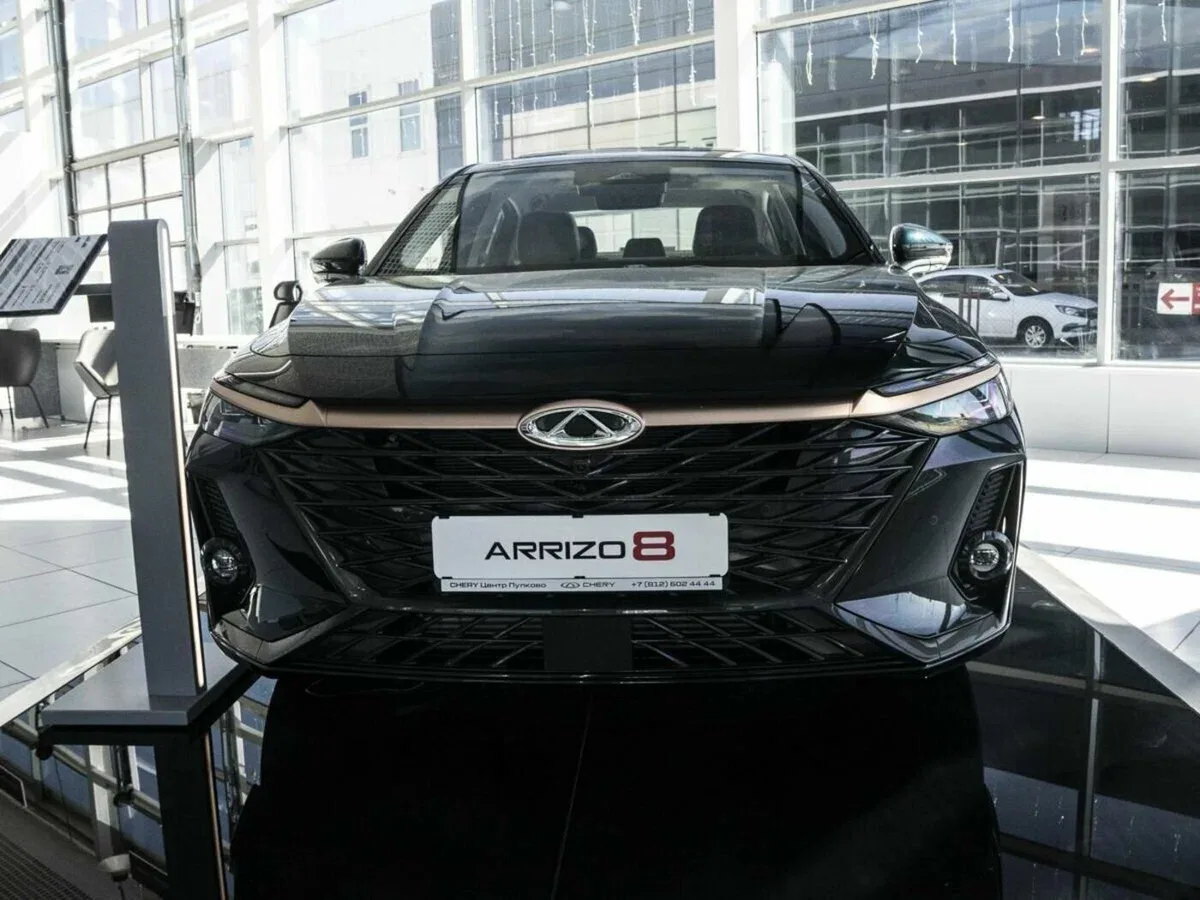 Chery Arrizo 8