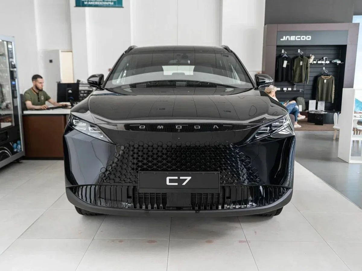 Omoda C7