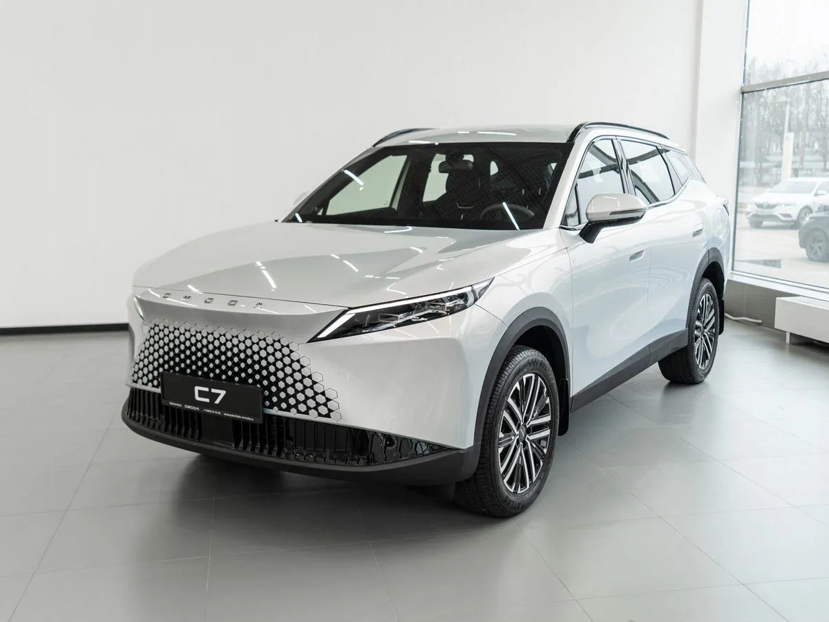 Omoda C7