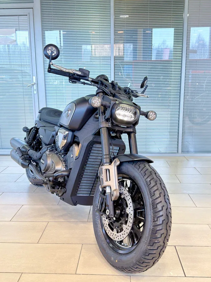 QJMotor SRV 600 V