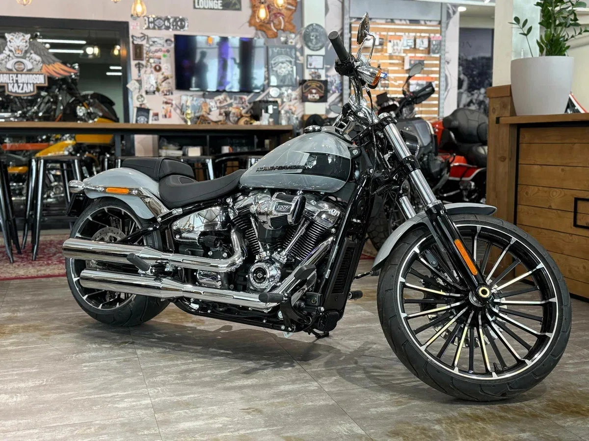 Harley-Davidson Breakout