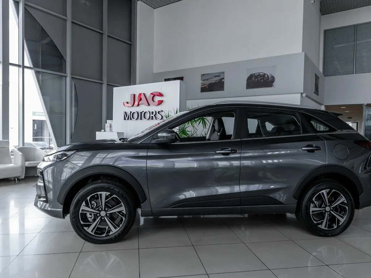 JAC JS6