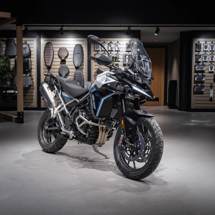 Triumph Tiger 900