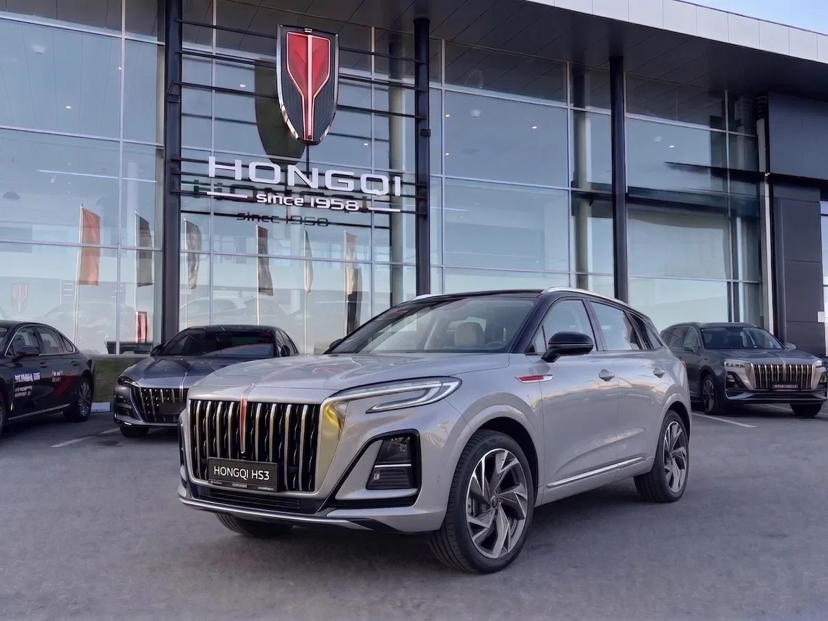 Hongqi HS3