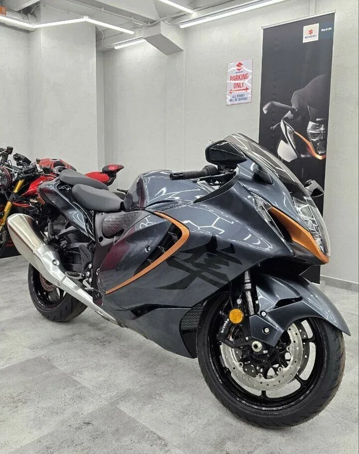 Suzuki GSX1300R Hayabusa