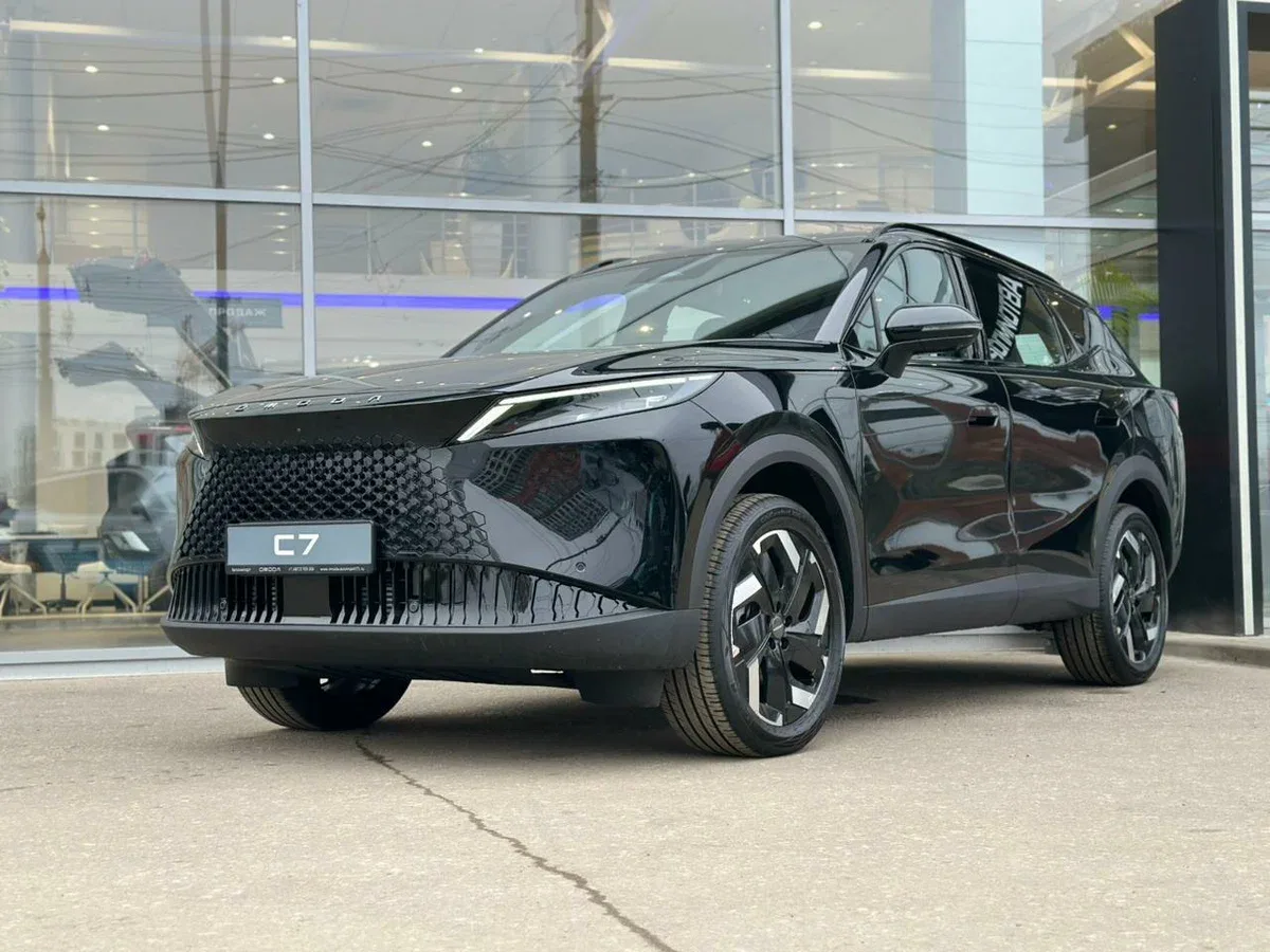Omoda C7