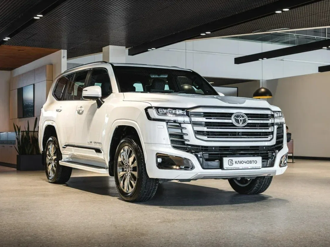 Toyota Land Cruiser 300 Series