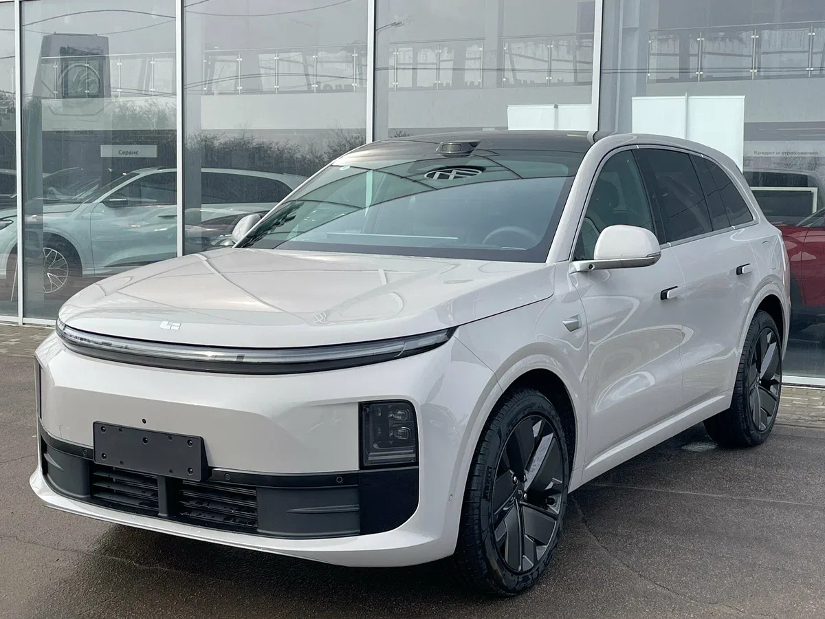 Li Auto (Lixiang) L6