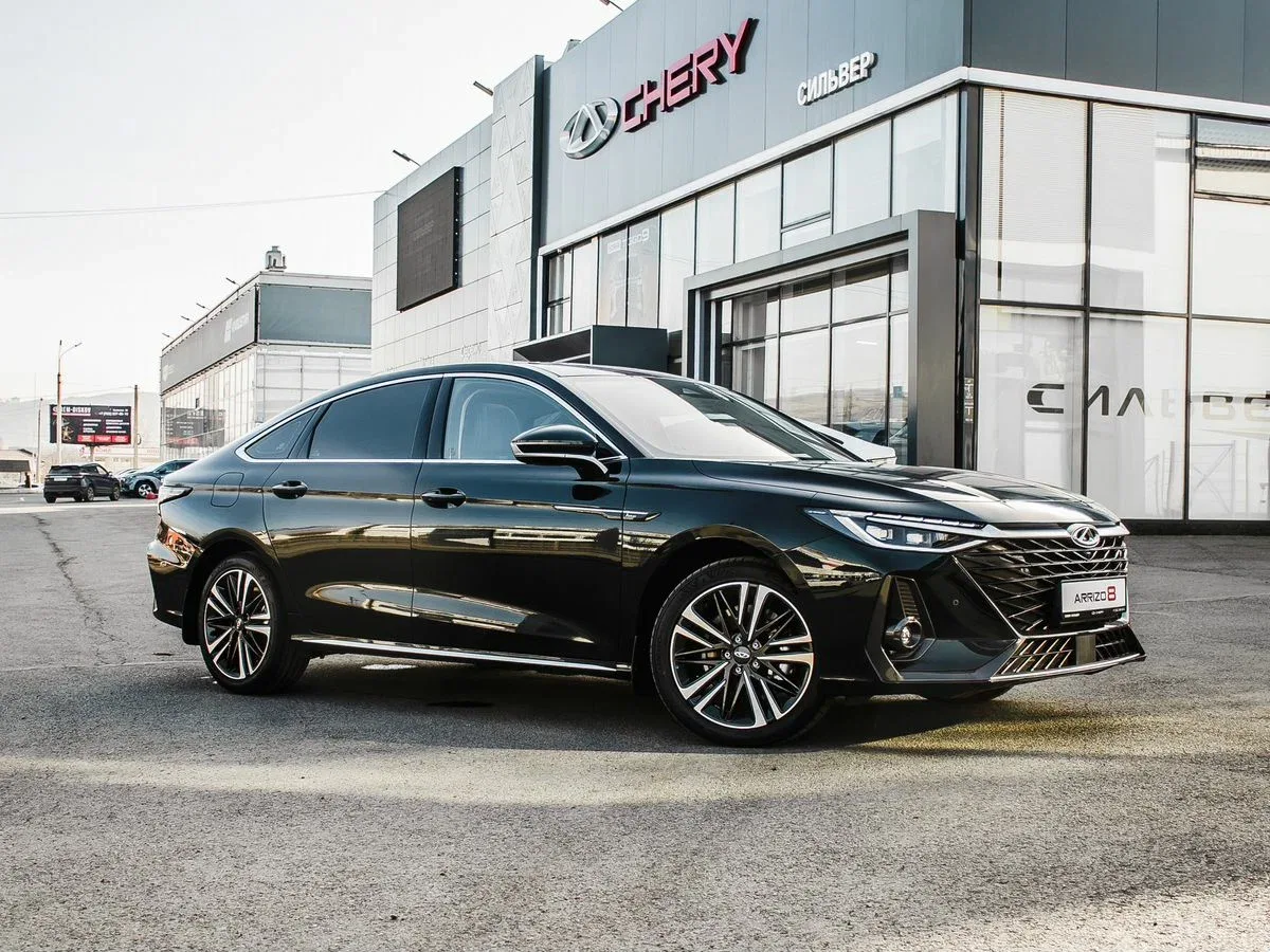 Chery Arrizo 8