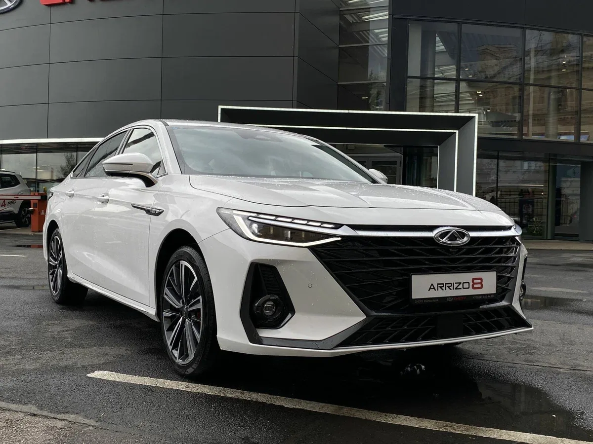 Chery Arrizo 8