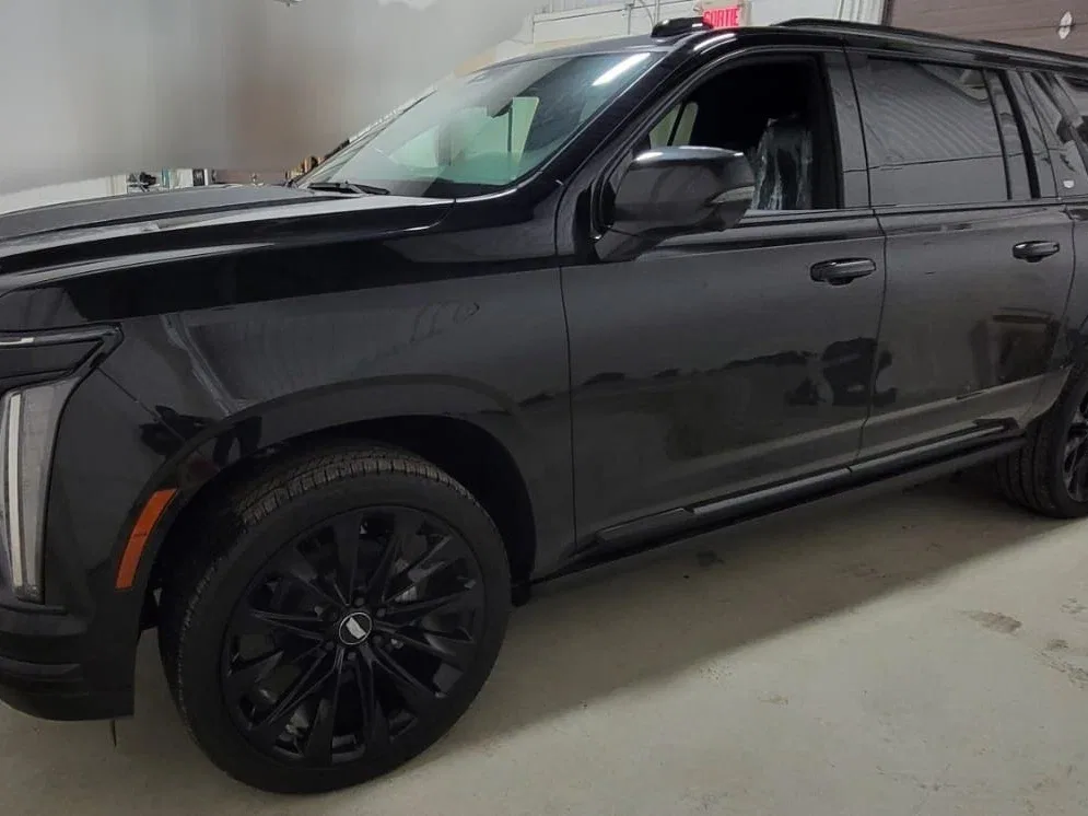Cadillac Escalade V Рестайлинг