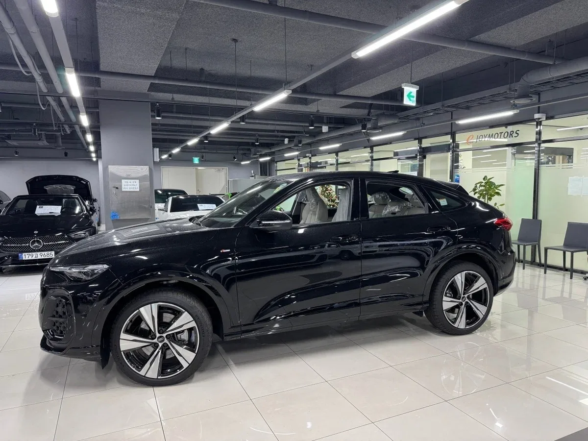 Audi Q5 Sportback II