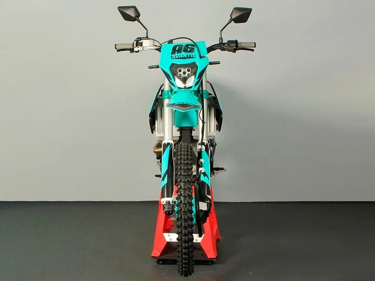 Avantis A6